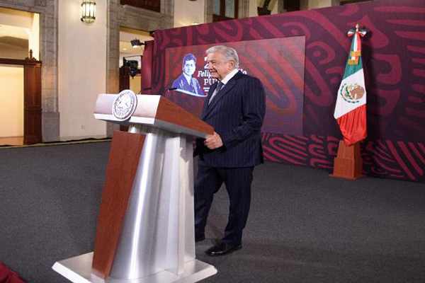 Andrés Manuel López Obrador reafirma su postura firme contra el crimen organizado en México, destacando cero tolerancia hacia la violencia y la intimidación.