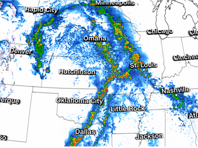Potente tornado causa estragos en Nebraska y Texas, advierte el servicio meteorológico sobre daños catastróficos. ¡Alerta en la región!