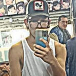 Desaparecido en Ciudad Juárez: Jordan André Gómez Pons, 18 años, cabello púrpura, tatuajes en brazo derecho. ¡Ayúdanos a encontrarlo y reunirlo con su familia!