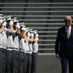 Joe Biden enfatiza el respaldo de EE.UU. a Ucrania, Israel y el Indo-Pacífico en discurso en West Point.