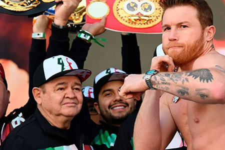 Vista de ‘Canelo’ Álvarez entrenando, reflejando su compromiso con el boxeo y su preparación para futuros desafíos tanto en el ring como en los negocios.