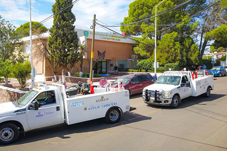 Unidades de SCOP listas para brindar auxilio vial en las carreteras de Chihuahua durante las vacaciones.