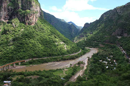 Desde festividades tradicionales hasta impresionantes paisajes, el Valle de Témoris en Chihuahua tiene algo especial para cada visitante.