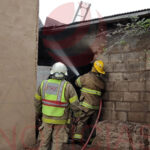 Incendio en los cuartos traseros de un local abandonado en la zona centro de NCG, específicamente en calle 16 de septiembre y callejón Ochoa.