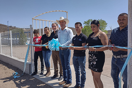 Inauguran cerco y portones en capilla de la colonia LeBaron