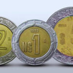 Monedas mexicanas de uno, dos y cinco pesos con nueva aleación de bronce recubierto de acero, anunciadas por la Secretaría de Hacienda para 2025.