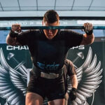 César Aragón se prepara intensamente para su segundo mundial de powerlifting en Sudáfrica, enfocado en superar su anterior marca y volver a posicionarse entre los mejores del mundo. Este atleta chihuahuense representa con orgullo a México en el escenario internacional.