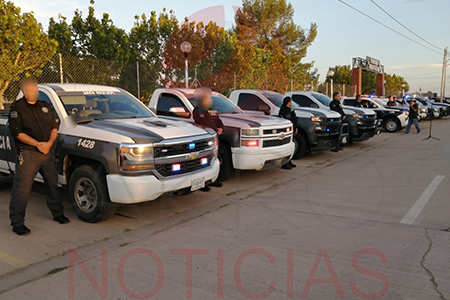 Edith Escárcega anuncia que 54 agentes de la policía vial de Nuevo Casas Grandes estarán operativos en noviembre o diciembre.