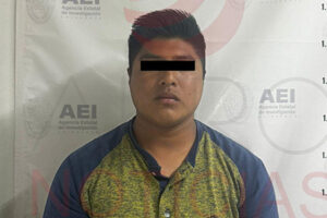 Daniel G.A., de 21 años, fue detenido por violencia familiar agravada en Nuevo Casas Grandes; operativo llevado a cabo por la Agencia Estatal de Investigación.