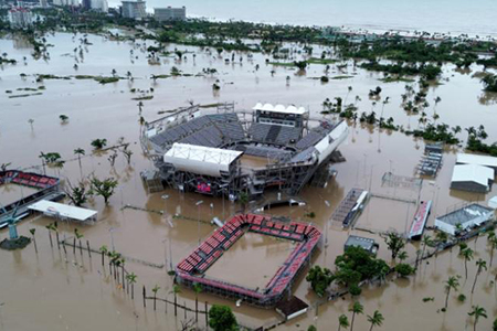 Imagen de una zona afectada en Guerrero por el ciclón "John", donde derrumbes e inundaciones dejaron 18 muertos y miles de personas rescatadas.