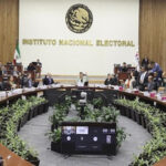 El INE aprobó el Plan Integral para las elecciones extraordinarias de 2024 en los municipios de Ocampo y Dr. Belisario Domínguez, Chihuahua, con el objetivo de garantizar procesos electorales transparentes y eficaces en colaboración con los Organismos Públicos Locales y entidades técnicas.