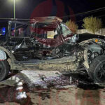 Jeep Cherokee negro involucrado en el fatal accidente de la avenida Tecnológico y Tulipán en Nuevo Casas Grandes, donde falleció un abogado de 52 años, identificado como Hugo Alberto R.