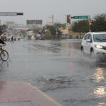 Protección Civil alerta por lluvias y fuertes vientos en Chihuahua este 21 y 22 de septiembre, provocados por un canal de baja presión y un frente frío.