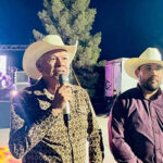 Roberto Lucero, Presidente Municipal de Casas Grandes, asiste al 88 aniversario del Ejido Guadalupe Victoria, festejando la historia de la comunidad.