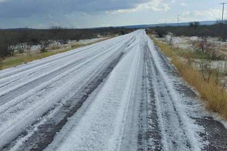 Protección Civil emite alerta por nieve y clima extremo en la región serrana de Chihuahua; conoce las zonas afectadas y recomendaciones.