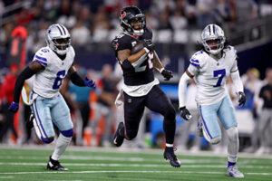 Dallas Cowboys caen 34-10 ante Houston Texans en la semana 11 de la NFL. Joe Mixon brilla y Dallas sigue sin ganar en casa.