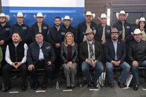 Maru Campos presentó el Grupo Estatal contra Abigeato, impulsando la sanidad animal y la seguridad ganadera en Chihuahua para mantener su liderazgo nacional.