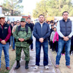 El 35 Batallón de Infantería realizó honores a la bandera en Casas Grandes, con la participación de autoridades y escuelas locales, reforzando el patriotismo.