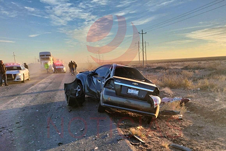 Un accidente en la carretera Ascensión-El Entronque dejó como saldo una mujer fallecida y un conductor herido. Autoridades investigan el suceso.