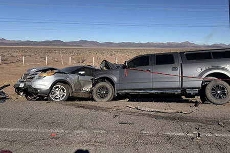 Un accidente de tráfico en el tramo Nuevo Casas Grandes - Janos dejó un saldo de un fallecido de 74 años y al menos seis heridos, incluidos menores de edad. Las autoridades enfatizan la necesidad de mayor seguridad vial en esta peligrosa carretera.