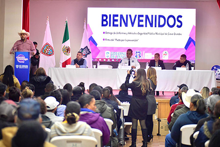 La SSPE refuerza la seguridad en Casas Grandes con nueva entrega de equipo policial, incluyendo patrullas y cámaras de solapa. Un compromiso con la comunidad.