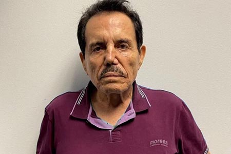 "El Mayo" Zambada, líder del Cártel de Sinaloa, solicita ser juzgado en México. La FGR investiga las circunstancias de su detención en EU.