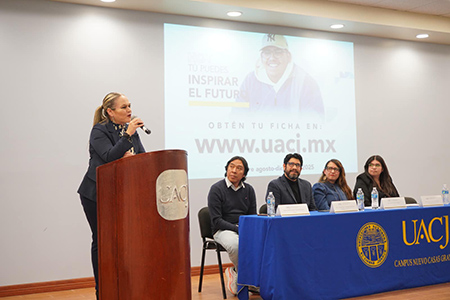 El CIS de la UACJ realizó su presentación en Nuevo Casas Grandes, destacando su trabajo en migración, estudios urbanos y feminismos críticos. También impartió talleres y foros sobre temas sociales.