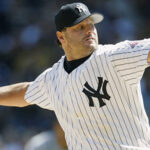 Roger Clemens, leyenda de los Yankees, regresa al equipo como instructor de lanzadores. Aaron Boone confirmó su incorporación esta semana.