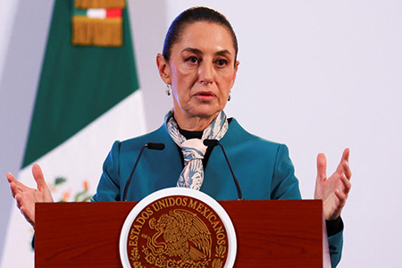 Claudia Sheinbaum enfrenta su primera gran prueba política con la llegada de Trump. México negocia aranceles y refuerza su posición internacional.