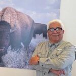 El Museo de Arte de Ciudad Juárez presenta la exposición “Zona de Bisontes: Janos, Chihuahua”, con fotografías de Cuauhtémoc Piña Assaf. Visita guiada este sábado.