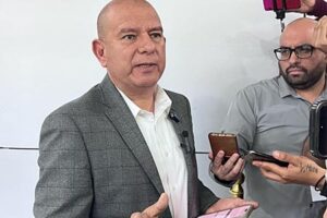 El diputado Cuauhtémoc Estrada asegura que Morena no ha sacado raja política por las fosas clandestinas de "El Willy" en Chihuahua.